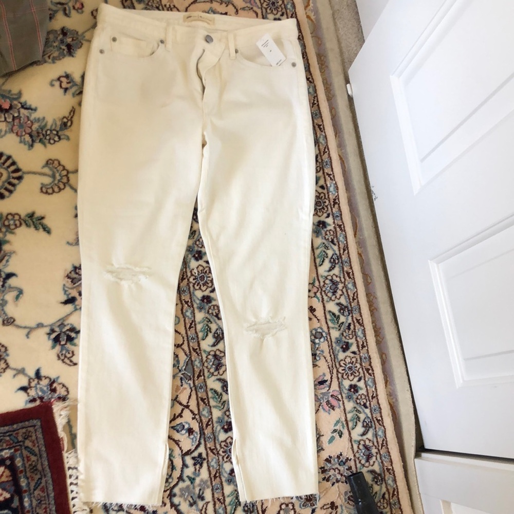 Brand new Gap True skinny white Jean
